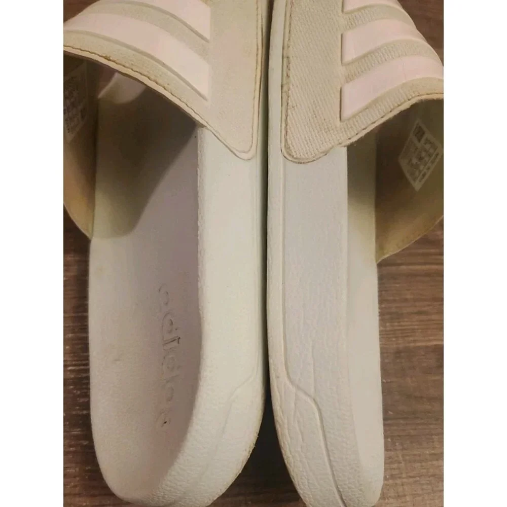 Adidas Adilette‎ Slides Youth Size 5 Green
